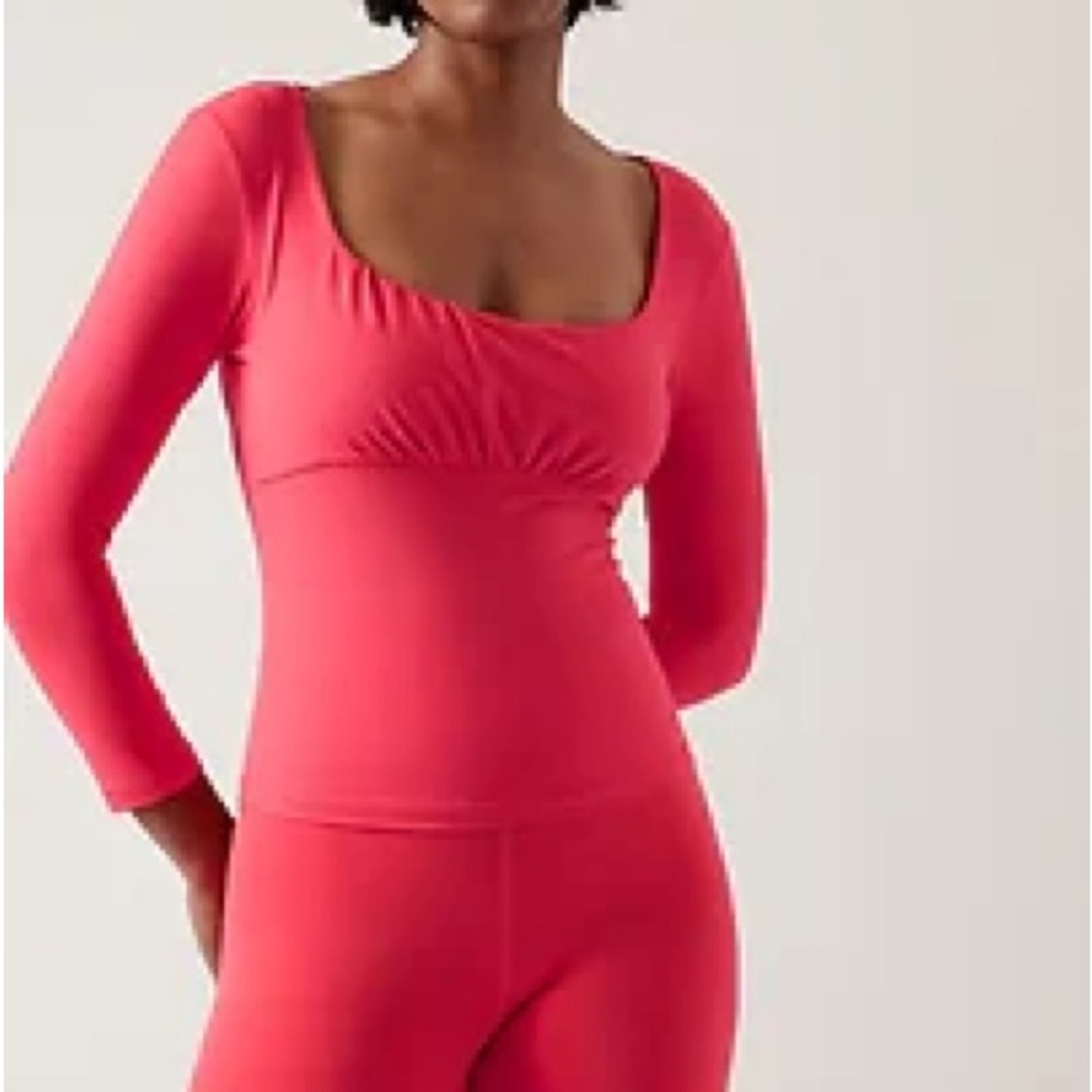 Athleta Shanti Scoop Top
